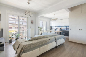 Seaview Apartment for 2 in Palaio Faliro